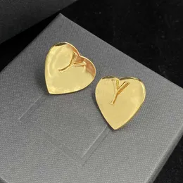 stud 18k Gold Plated Heart Type Letter y Stud أقراط