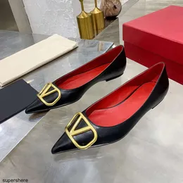 Brand Pumps Women High Heels Pointed Shoes Classics Metal V-buckle Nude Black Red Matte 4cm 6cm 8cm 10cm Thin Heel Womens Wedding Shoes 34-43