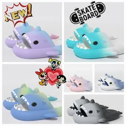 Designer Shark Slippers Summer Outdoor Sandals Men's Women's Rainbow Slippers Soft Sole Beach Hot Selling Casual Sandals