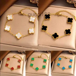 Clover Luxury Top Jewelry Associory Necklace Set Pendant Bracelet Stud inring Ring of Plated 18K Girl Girl Engancing Gift No Box Clee Zbrl