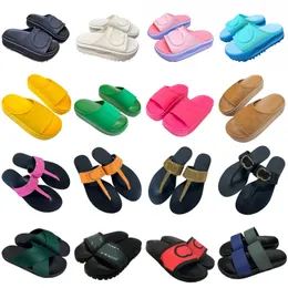 Tofflor kvinnor klassiska skjutreglage lyx varumärke män skum designer plattform sko utomhus gelé tjocka botten skor öppen tå sommar dusch rumskor färgade flip flops