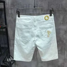 Herr jeans designer sommar ny medusa denim shorts rena vita jeans för män elastiska tätt passar smal mångsidig stil raka mellersta byxor 5/4 byxor b1ti xi45