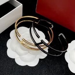 Mulheres jóias pulseira designer para mulheres pulseiras de punho de luxo moda pulseira mulher jóias casual elegante pulseiras ouro preto cor pulseira com caixa