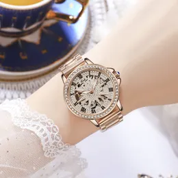 Orologio impermeabile al quarzo da donna retrò Roman Light Luxury Hollow con fascia orizzontale in acciaio ad alto profilo