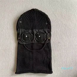 Höst- och vinterhattdesigner utomhuscykel vindtät och varma män och kvinnors unisex maskerade stickade hatt personlig