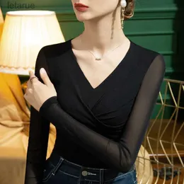 Damenblusen Hemden EVNISI Sexy Slim Goth T-Shirt Herbst Winter Tiefer V-Ausschnitt Mesh Bottoming Shirt Damen Fit Langarm Mode Enge Tops 2022 YQ240118