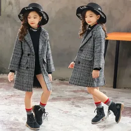 2023 Cappotto da ragazza Moda Cappotto di lana tinta unita Cappotto da bambina a doppio petto Autunno Spessore Abbigliamento invernale Ragazze 6 8 10 12 14 240118