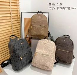 Backpack casual simples Backpack de impressão clássica Bolsa listrada de grande capacidade Moda de sacolas de viagem de combate