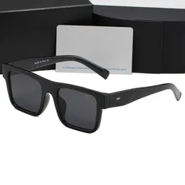 نظارة شمسية مصممة للأزياء للرجال والنساء الفاخرة Sunmmer Beach Classic Small Moded Frame Glasses Premium UV 400 نظارة شمسية مستقطبة مع صندوق