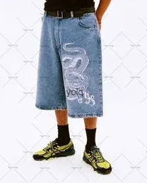 Erkekler Kot Moda Punk Trend Anime Snake Baskı Yüksek Bel Kot Penerler 2023 Street Giyim Harajuku Hip Hop Gevşek Kırpılmış Denim Şort Kadın'syolq