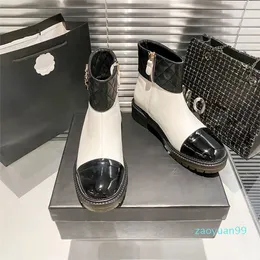 플랫폼 신발 디자이너 Winter Snow Boots Rain Flat Women 부츠 캐주얼 신발 짧은 드레스 블랙 부츠 등반 부티 힐 가죽 야외 운동화