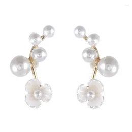 Pendientes de tuerca FYJS, joyería única, Color oro amarillo claro, concha blanca y perlas, flor para regalo de Navidad