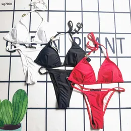 مصمم بيكيني ملابس السباحة نساء مثير للسباحة النسائية أزياء أزياء عارية الغيار رسالة إلى الشعار الملون طباعة صيف الشاطئ