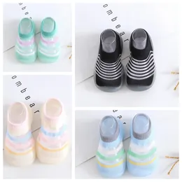 2024 New Walkers First Summer Girls Boys Kids Sandal Babys Shoes 1-4 year toddler slipper sole sole sole shideer shoes non slip