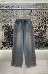디자이너 여성 청바지 브랜드 이름 의류 여성 바지 패션 레터 로고 플랜지 고품질 와이드 다리 청바지 바지 1 월 18 일