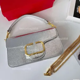 Top Designer Handbag Fashion Argyle Embroidery Women Leather Chain Shoulder Bag Letter V Crossbody bag Envelope Purse Casual Evening Dress bag