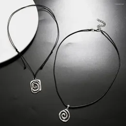 Hänge halsband kreativ design personlighet virvel par halsband för kvinnor män charm läder rep enkla chokers smycken grossist