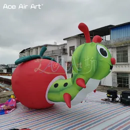 卸売4ml笑顔のインフレータブル腐ったリンゴとビッグワーム装飾用の屋外アクティビティのためのキャタピラー漫画モデル