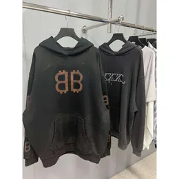 Sweats à capuche de designer Hommes Sweat à capuche Balencigaas Pull pour hommes Sweat-shirt Paris 23 Double B Mud Dyed Terry Sweat à capuche en pur coton fait de vieux graffitis en vrac Hommes et femmes Autu