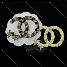Five Pointed Brooches Lock Chain Brooches Star Moon Rhinestone Brooch Temperament Coat Collar Buckle Alloy Pins