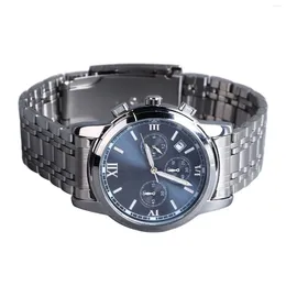 腕時計の腕時計メン防水豪華なステンレス鋼ビジネスカレンダーシルバーケースブルーダイヤルストラップ
