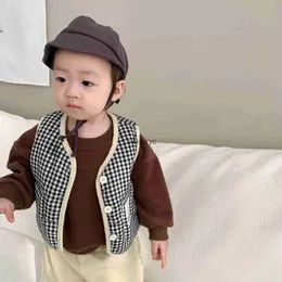 Waistcoat 2023 Vinter ny baby söt ficklapp väst ärmlös barnflicka tjock varm väst kofta småbarn pojke jacka kappa barn kläder h240508