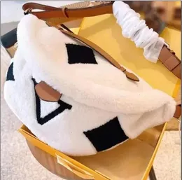 Winter Teddy Weist Bag Bag Bag Bag for Womens Men Fashion Lambswool Crossbody Counter Counter Bags Fluffy Bumbag Fanty Fantypacks A196