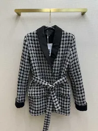 Миланские подиумные куртки, новинка 2024 года, весенние пальто с V-образным вырезом и длинными рукавами, брендовые пальто в том же стиле, женские дизайнерские топы 0119-9
