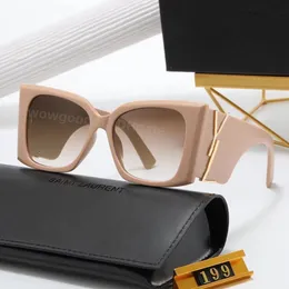 Luxury Blaze Sunglasses Designer Sunglasses Women Oversized Cateye framer Shades for Slimmer Face Gold-tone Letter Emblems at Temples with Box Free Shipping