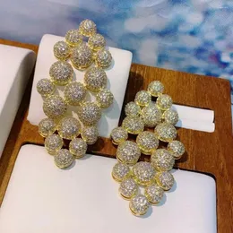 スタッドイヤリングファッション女性のための大きな豪華な丸い形状Zirconia Jewelry Brincos Ohrringe Boucle D'Oreille E-878