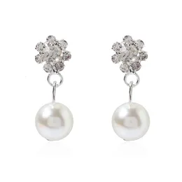 Korean Style Long Fashionable Sier Rhinestone Pearl Clip Without Ear Holes for Daughters and Children's Earrings