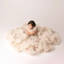 Mädchenkleider Elfenbein Blume für Hochzeit Puffy Tiered Rüschen Kindergeburtstag Partykleider Ärmellos Kleine Mädchen Pografie