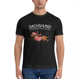 Polos masculinos dachshund através da neve engraçado cachorro natal clássico camiseta gráfica camiseta em branco camisas suor masculino