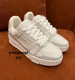 Tasarımcı Sneaker Kampüs Yıldızı StyleVirgil Trainer Sıradan Ayakkabı Buzağı Deri Abloh Beyaz Yeşil Kırmızı Mavi Louisely Cantse Vuttonly Crossbody 30