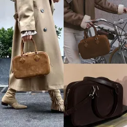 Autumn/Winter Genuine Leather Women's Bag Head Layer Suede Feather Bag Large Capacity Handbag One Shoulder Crossbody Bag Trendy