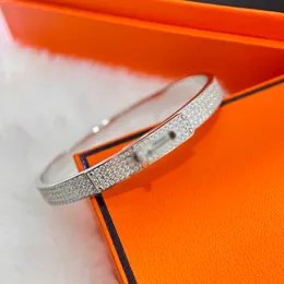 Designer Luxury 925 Sterling Silver Armband French Brand Classic Belt Buckle Inlay High Carbon Diamond Tassel örhängen Kvinnor Charm smycken Girl Fashion Gift
