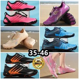 Casual Shoes Sandal Waters Shoes Mens Women Beach Aqua Shoes snabbt torrt barfota vandring Wading Sneakers Simning 35-46 Softy Comfort