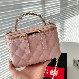 Womens Classic Top Hand Vanity Bags With Mirror Gold Metal Hardware Matelasse Chain Crossbody Shoulder Handbags Lambskin Black White Pink Cosmetic Case 16x11cm