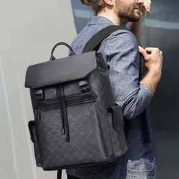 Zaino da uomo nuovo alla moda con stampa alla moda e zaino per computer da 15,6 pollici di grande capacità, zaino da viaggio in pelle