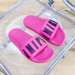 Moda Tasarımcı Sandal Tazz Terlik Kadın Slayt Ami Kayma Flip Flop Beyaz Sarı Sandalet Deri Adam Ayakkabı Düz ​​Topuk Mokakçısı Sandale Plaj Kaydırıcıları Dhgate