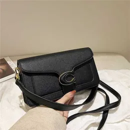 2024 Новая маленькая женская популярная версия на одно плечо, двуручная сумка через плечо, сумка с узором личи, скидка 70% в интернет-магазине