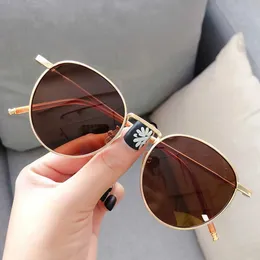 Sunglasses Sunglasses Women 2023 Luxury Retro Travel Drive Delicate Alloy Oval Frame Brand Design Cute Vintage Sun Glasses Ladies 6 Colors YQ240120