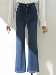 Jeans da donna Temperamento Retro Blu Slim Micro Flare per il 2024 Primavera Autunno Versatili pantaloni in denim elastico a vita alta