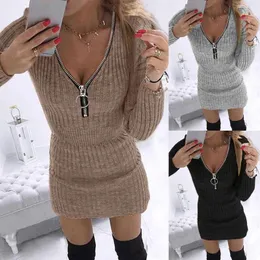 Casual Dresses Women's Solid Color Long Sleeved Kinted Dress Spring and Autumn Fashion V Neck Zipped Slim Fit Mini tröja