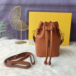 Mini sac, bolsa de ombro moderna 2024, bolsa crossbody, bolsa balde, cordão de couro, bolsa pequena portátil versátil e elegante
