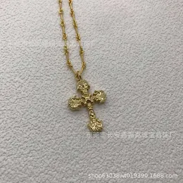 2024 Designer Brand Cross Ch Necklace For Women Luxury Chromes Gold Flame Pendant Bamboo Chain Men Couple Hip Hop Mervatile Heart Classic Jewelry Neckchain Mi4e