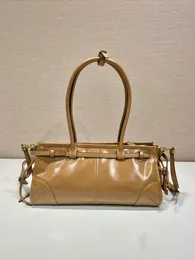 Lussolf Wax Leather 1BA426ショルダーバッグスモールニューカラーレトロスタイルハンドバッグ女性用シングルバッグサイズ32cm取り外し可能で調整可能な長いショルダーストラップ