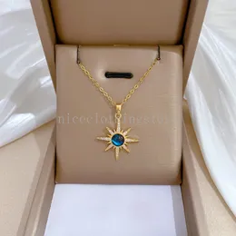 Rostfritt stål Abstrakt Sun Star Blue Pendant Halsband för kvinnor Celestial Solar System Trendy Crystal Chokers Collier