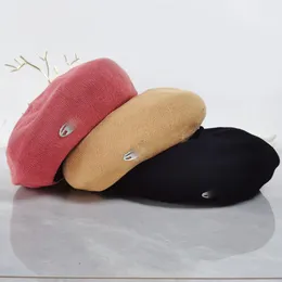 Najwyższej jakości projektant Die Beret Three Colours Womens Luksusowy beret czapka nowa dama dama na zewnątrz wygodne podróże ciepłe sprężyna i jesienne wiatroodporne czapki wakacyjne czapki