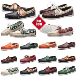 Marka baskılı elbise erkekler yeni desen ayakkabıları düz gündelik ayakkabı iş ofisi oxfords gerçek deri tasarımcılar metal toka süet loafer Eur 38-4 89